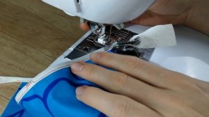 Окантовыватель. Лапка для окантовки косой бейкой.