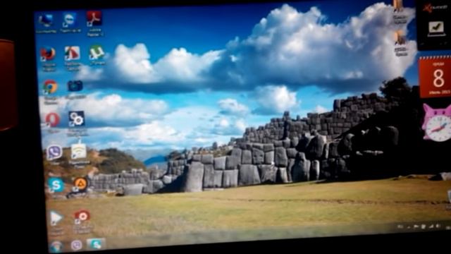 Как убрать вертикальные полосы на экране монитора решение проблемы смотреть онлайн