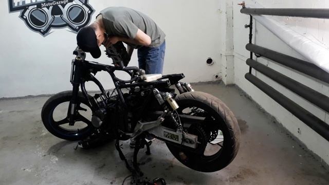 Cafe Racer CB400 - начало положено MotGar строит Кафе Рейсер 1