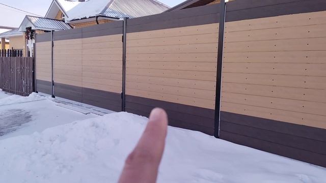 Ворота и забор из террасной доски. 23 декабря 2021 г. смотреть онлайн