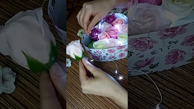 коробка сердце из мыльных роз смотреть онлайн