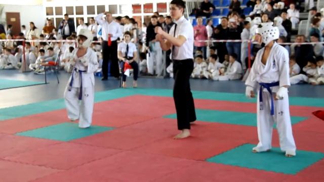 Кудербаев Мурат 1 бой Кубок РК Семей 10.03.2019 смотреть онлайн