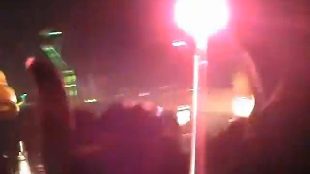 7.Caparezza -Stanco e sbronzo - Pozzuoli (NA) Havana Club 16-04-2004.wmv смотреть онлайн