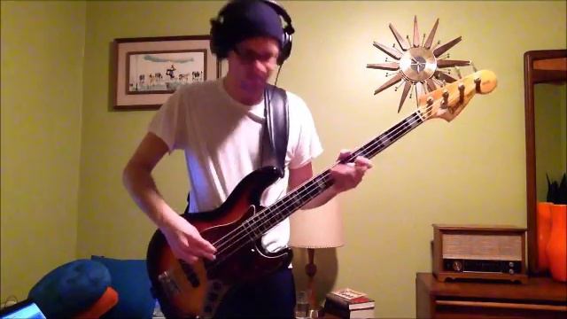 Love Hangover (Diana Ross) Bass Cover with 1976 Greco Jazz Bass смотреть онлайн