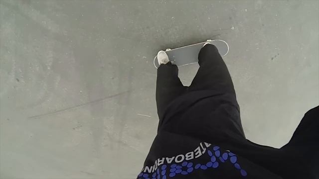 HOW TO SKATEBOARD FOR BEGINNERS | HOW TO SKATEBOARD EPISODE 1