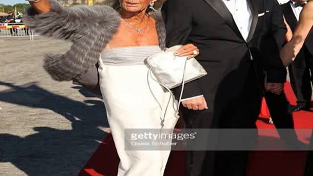 Carl XVI Gustaf смотреть онлайн