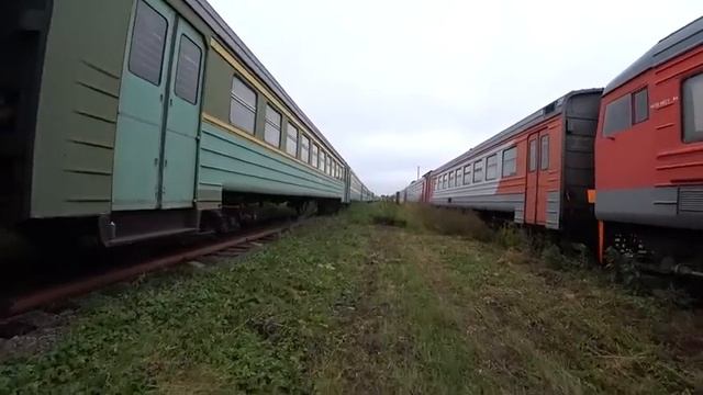 Кладбище поездов. База Запаса РЖД. Вагоны на консервации. смотреть онлайн