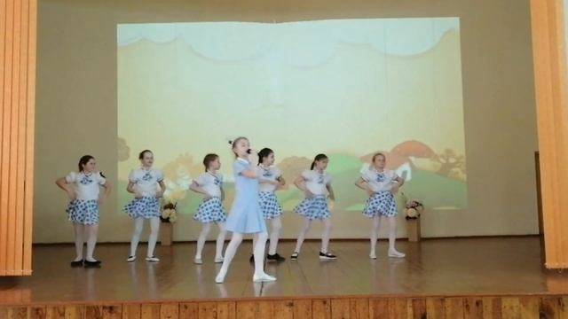 Савченко София - "Разноцветная планета" (сл.В.Орлова, муз.Н.Четвериковой) смотреть онлайн