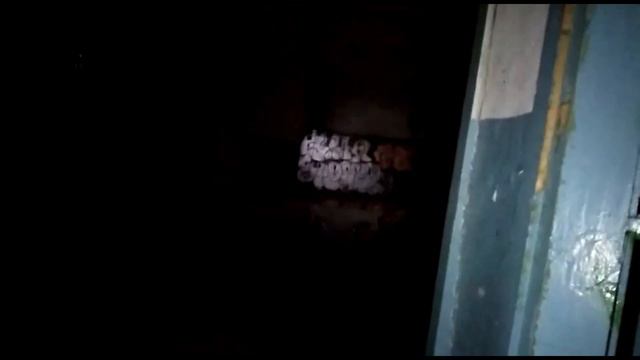 Заброшенное здание в лесу. Что там было??? смотреть онлайн