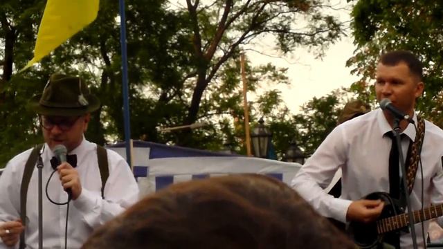 Одеса, Антін Мухарський "Я вам не скажу про всю Україну"/ Odesa, Antin Mukharsky, song about Ukrain смотреть онлайн