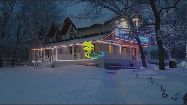 Вращающийся логотип. смотреть онлайн