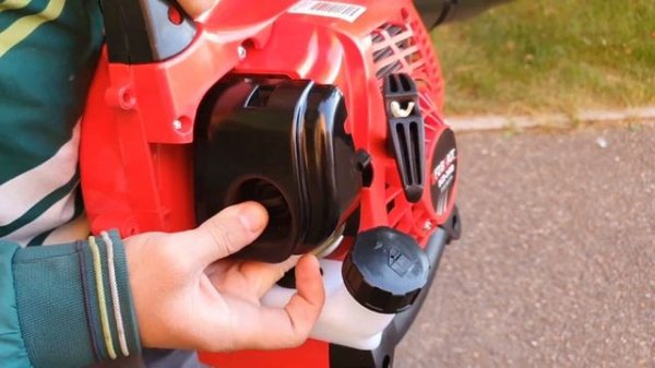 Воздуходувка бензиновая BRAIT BGB-260В - очень мощная штука!