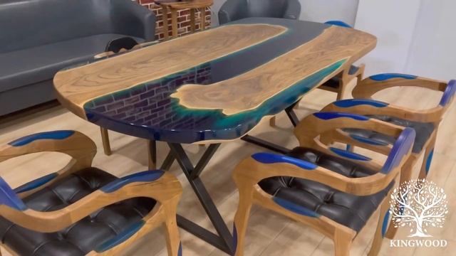 Стол обеденный из натурального дерева и эпоксидной смолы смотреть онлайн