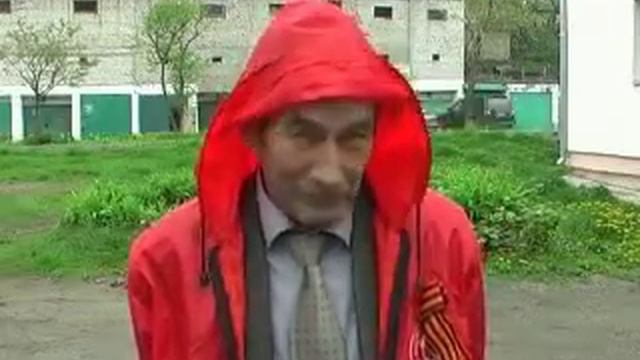 В Приморье депутата обязали 22 часа подметать улицы смотреть онлайн