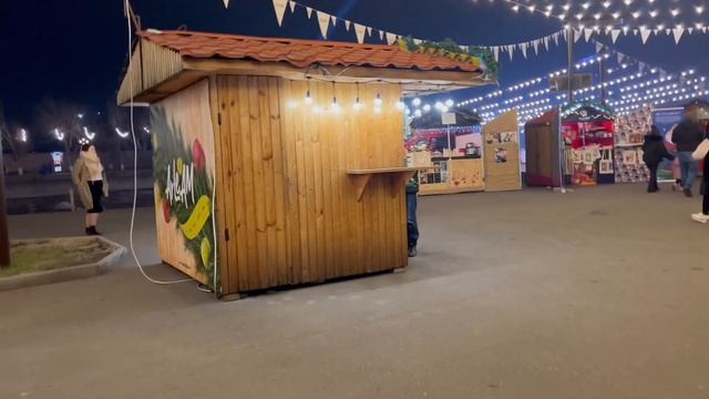 Что посмотреть в ГЮМРИ, Первый опыт на коньках, Будни в Ереване! смотреть онлайн