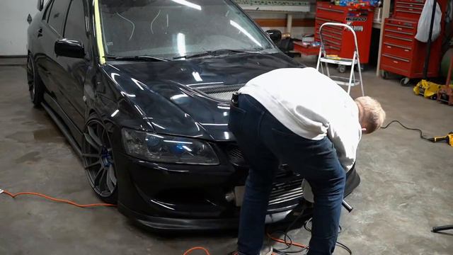 Detailing a Mitsubishi Evolution смотреть онлайн