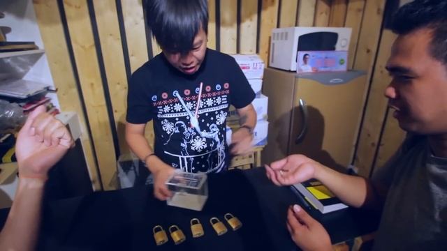 Magic Jam with Jeff Tam: The Mystery of keys and padlocks смотреть онлайн