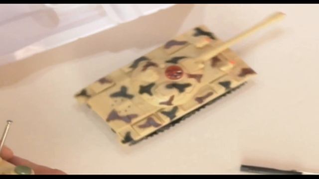 MT Toys Fighting Tanks - 2 Abrams Remote Control Battling Tank Toys смотреть онлайн