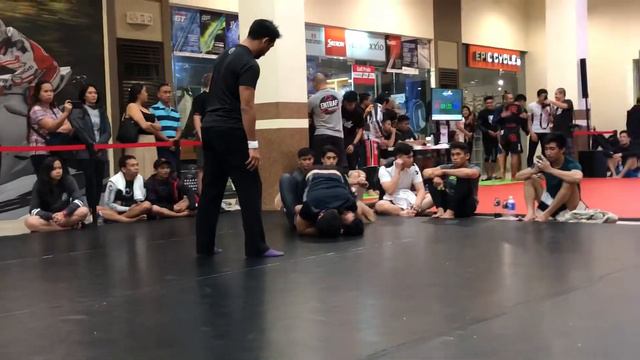 Mark Joseph Navarro @ ARTE SUAVE 2018 NOGI (medio division under 82kg) battle for GOLD смотреть онлайн