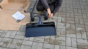 Женский снегоуборщик -Лопата для снега на колёсах или снегоотвал "Бульдозер" Unikit