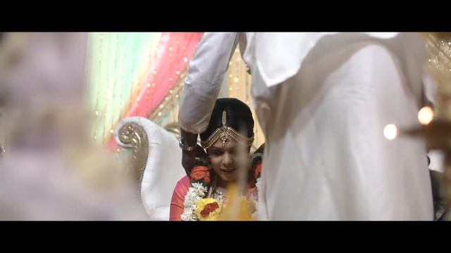 Ravindran & KavitaSri | Hindu Wedding Cinematography Video Montage смотреть онлайн