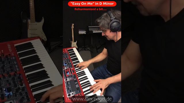 "Easy on me" (Adele) reharmonized to D Minor - using Nord Stage 3 "White Grand" Piano Sample смотреть онлайн