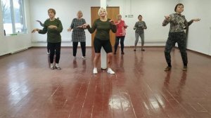 Разучиваем новый танец.Пенсионеры.Кому то 80 лет!!!!