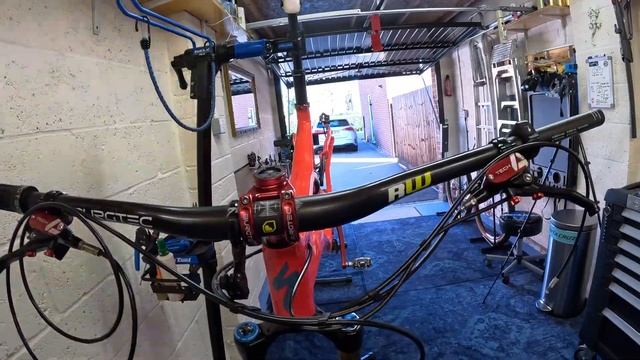 Specialized Turbo Levo Brake & Dropper Clamp Upgrade 20 Oct 2023 смотреть онлайн