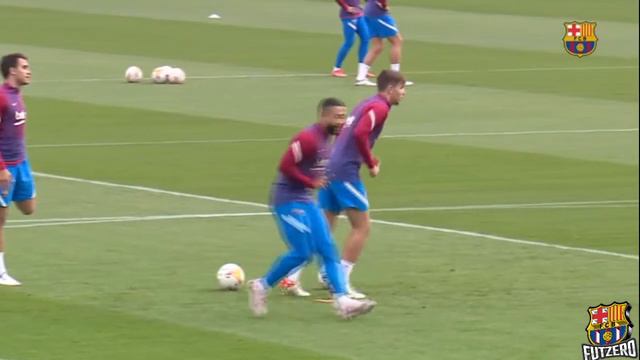 SEGUNDO ENTRENAMIENTO DE SERGI BARJUAN COMO NUEVO ENTRENADOR DEL FC BARCELONA 💪- BARCELONA VS ALAVÉ смотреть онлайн
