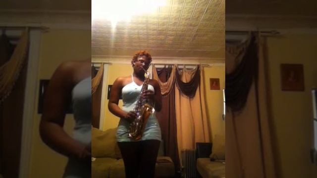 Rihanna Man Down- Alto Saxophone смотреть онлайн