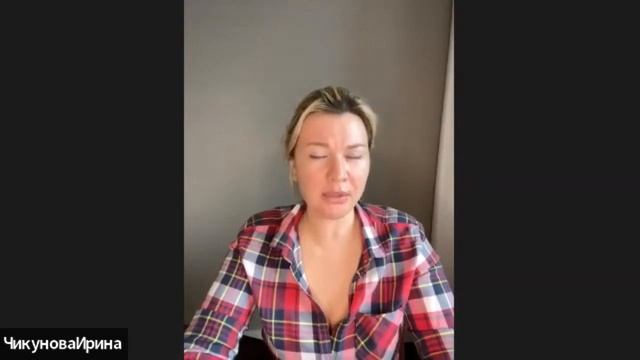 Косметика. Запах пота. Дезодоранты. Косметические средства. Крема. смотреть онлайн
