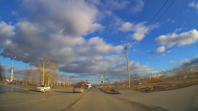 Движение на автомобиле по Тюмени на Минскую/Trip on the Tyumen city streets смотреть онлайн