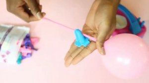 Как быстро и легко завязывать воздушные шары с помощью узловяза.