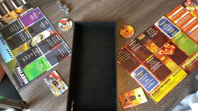 Dice Throne Pyromancer vs Paladin! смотреть онлайн