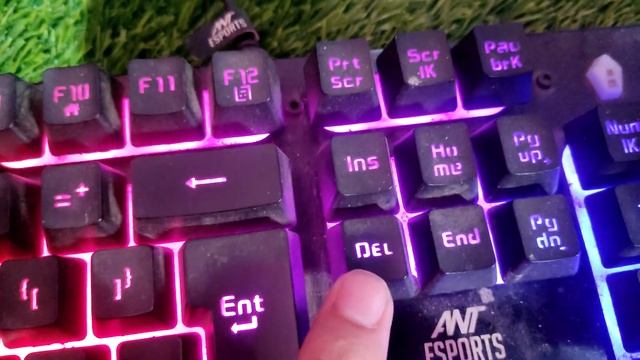Invalid settings detected System Acceleration page The hardware virtualization is enabled VirtualBo смотреть онлайн