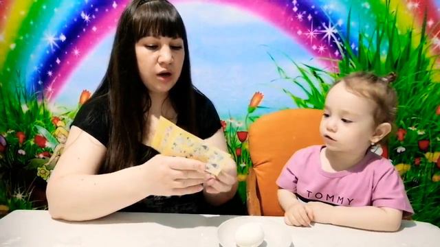 Алиса с мамой украшают яица | Пасхальные яица | Оформление яиц | Пасха смотреть онлайн