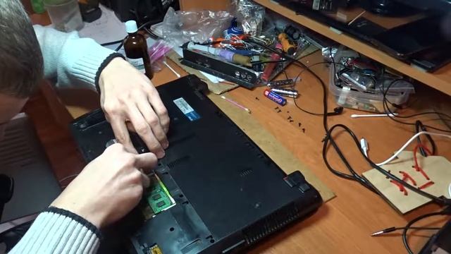 Разборка, сборка ноутбука ASUS K53E. Ремонт ноутбука смотреть онлайн