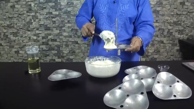 Rava Idli Recipe - Soft and Spongy South Indian Suji Idli смотреть онлайн
