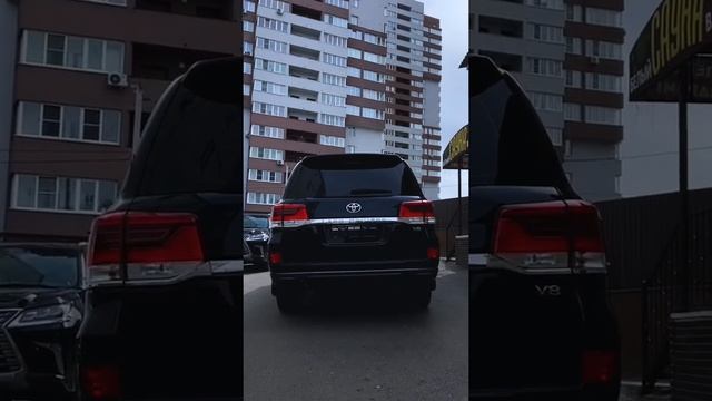 TOYOTA LAND CRUISER 200 - полировка, керамика, оклейка полиуретановой пленкой смотреть онлайн