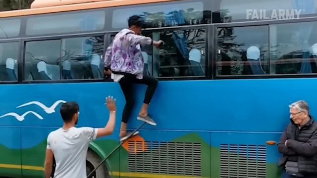 FAILS AROUND THE GLOBE | Worldwide Compilation of Failure смотреть онлайн