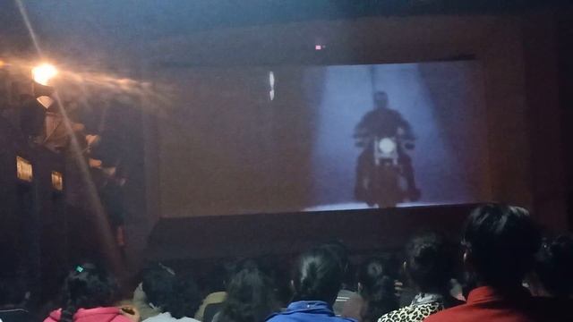 James teaser theatre response at Sanjaya theatre Mandya. смотреть онлайн