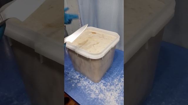 белый налет на мёде смотреть онлайн