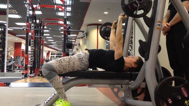 Жим узким 35 кг 2 подход смотреть онлайн