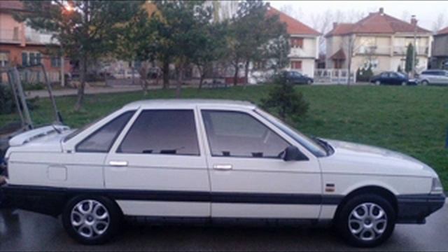 Renault 21 смотреть онлайн