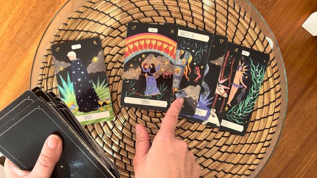 Намерения партнера? Играет или серьезен?❤️ смотреть онлайн