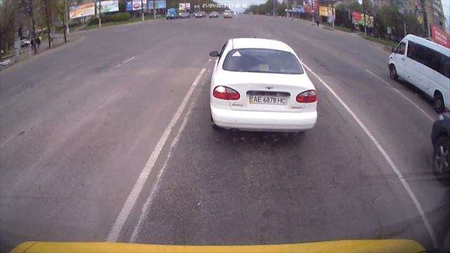 две сплошные не помеха)) смотреть онлайн