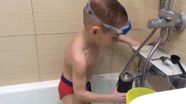 У Ивана новые плавки) смотреть онлайн