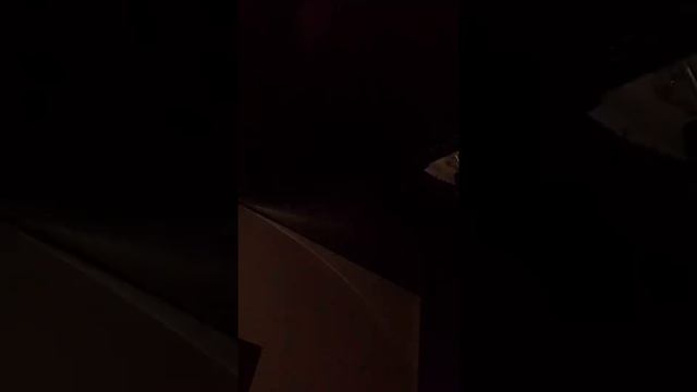 Когда соседи затопили ,как сливать воду с натяжного потолка смотреть онлайн