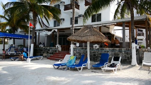 Cancun beach Las Perlas. Playa Las Perlas. смотреть онлайн