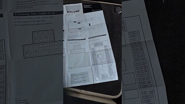 В мерседесе не работает радио? тогда смотрите #mercedes#gls#легко #предохранитель#gl#ml #навигация